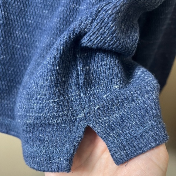 Men’s Urban Pipeline Blue Crewneck Long Sleeve Thermal Shirt Size Medium Casual - Picture 3 of 5